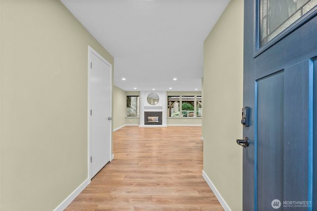 15516 21st Avenue Ct E, Tacoma, WA 98445