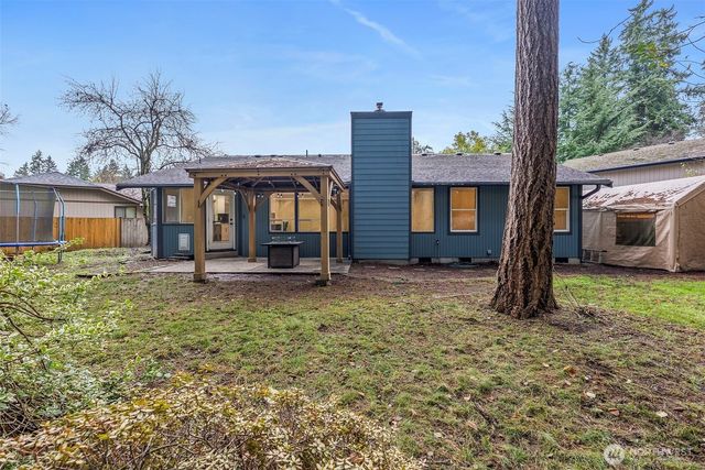 15516 21st Avenue Ct E, Tacoma, WA 98445