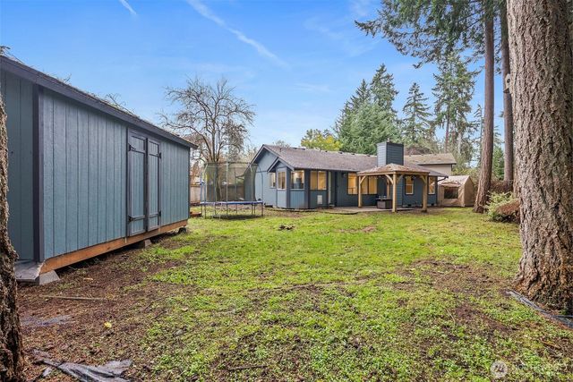 15516 21st Avenue Ct E, Tacoma, WA 98445