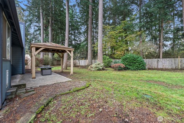 15516 21st Avenue Ct E, Tacoma, WA 98445