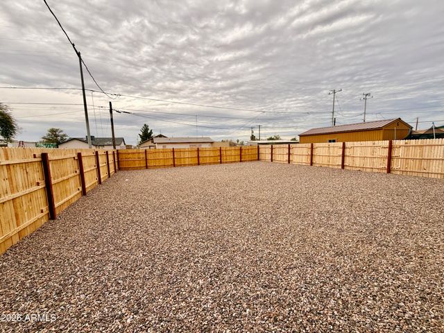 254 W Byrd Avenue, Coolidge, AZ 85128