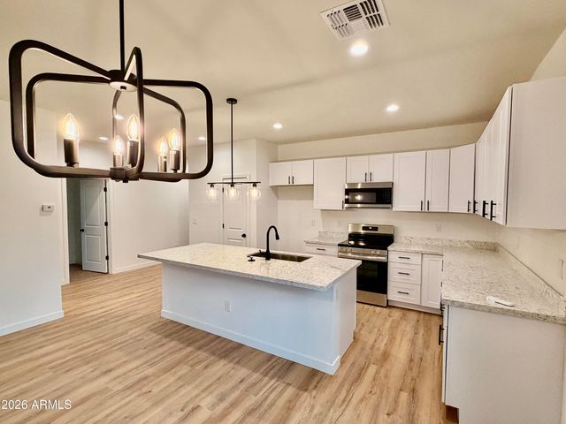 254 W Byrd Avenue, Coolidge, AZ 85128