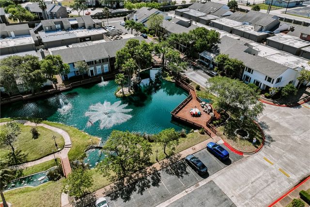 39 Rock Creek Dr 39, Corpus Christi, TX 78412