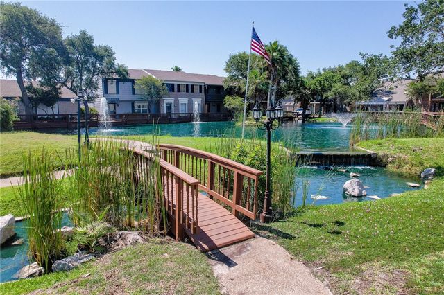 39 Rock Creek Dr 39, Corpus Christi, TX 78412