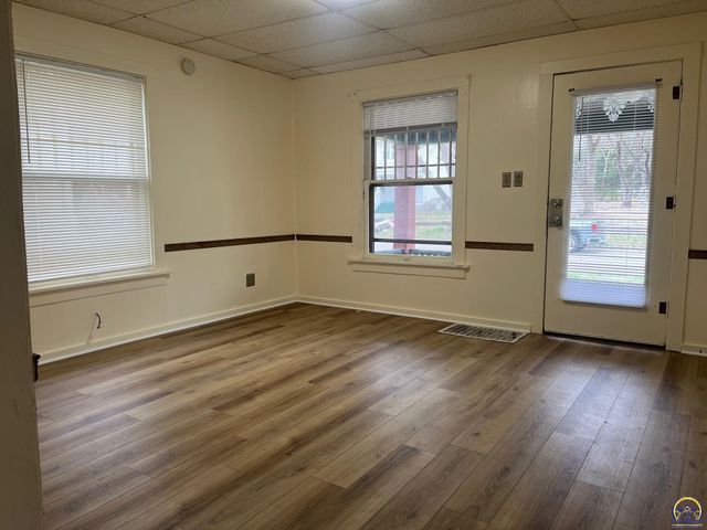 1800 SW Lincoln ST, Topeka, KS 66604