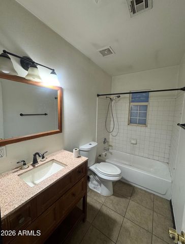 126 N HUNT Drive W, Mesa, AZ 85203