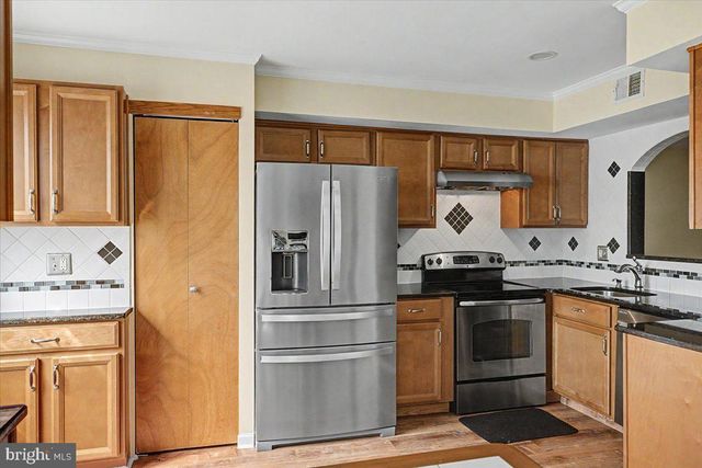 2282 SUZANN DR, Warrington, PA 18976
