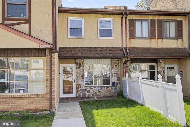 2282 SUZANN DR, Warrington, PA 18976