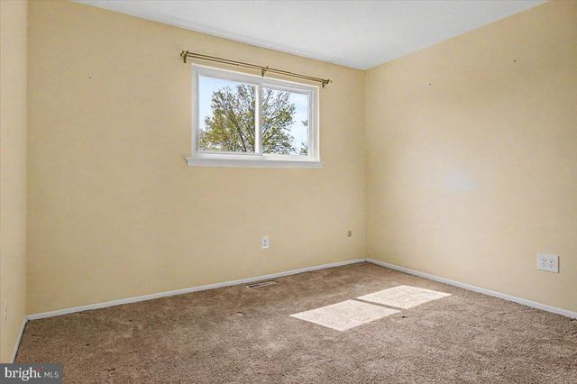 2282 SUZANN DR, Warrington, PA 18976