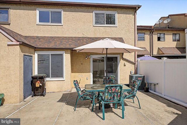 2282 SUZANN DR, Warrington, PA 18976