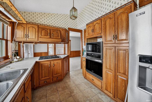 1312 E Jackson Boulevard, Elkhart, IN 46516