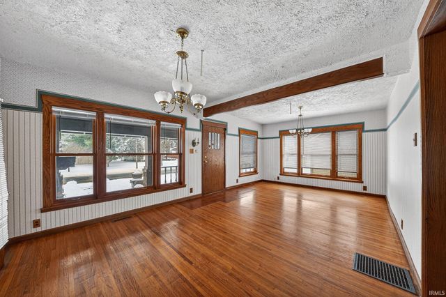 1312 E Jackson Boulevard, Elkhart, IN 46516