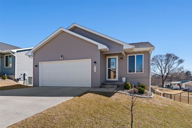 830 Nye Way, Coralville, IA 52241