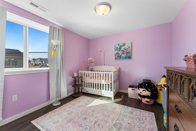 830 Nye Way, Coralville, IA 52241