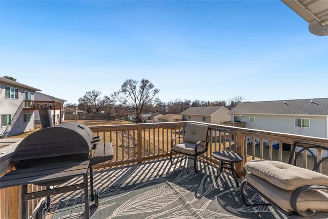 830 Nye Way, Coralville, IA 52241