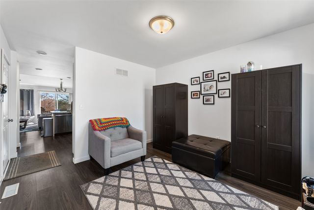 830 Nye Way, Coralville, IA 52241