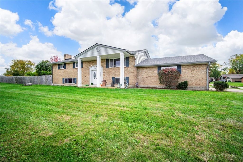 3653 Navara Drive, Beavercreek, OH 45431