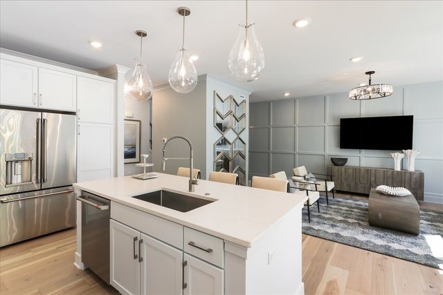 2064 Iron Ridge Lane, Naperville, IL 60563