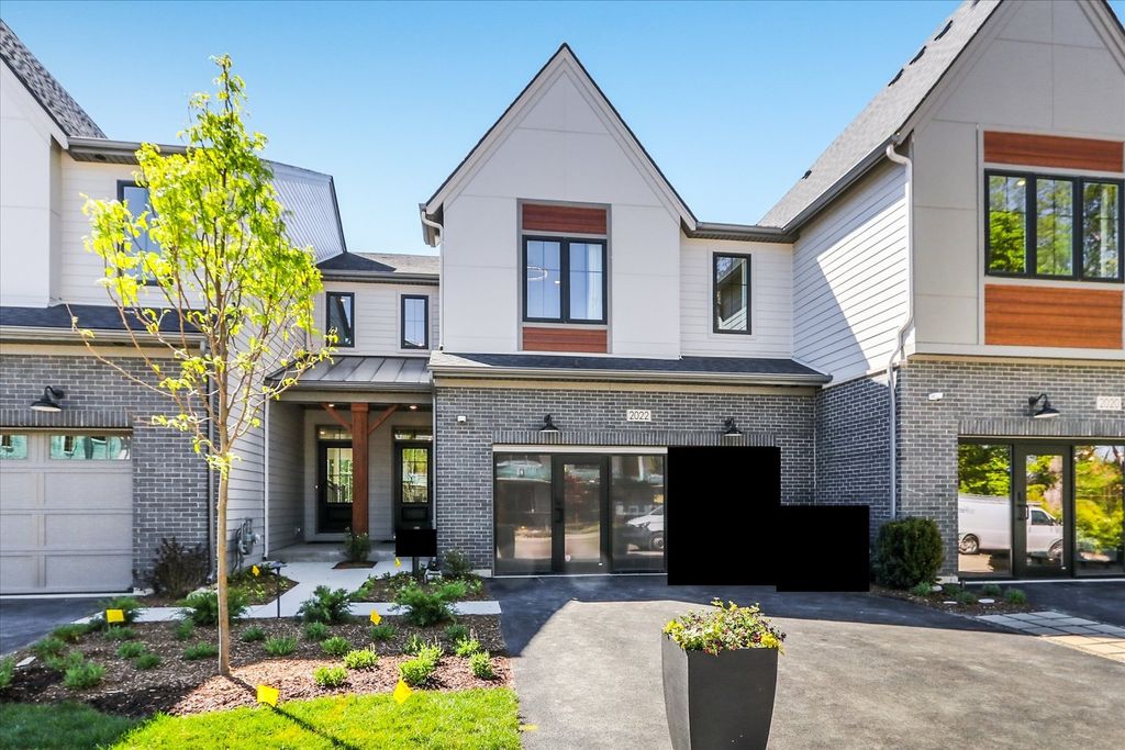 2064 Iron Ridge Lane, Naperville, IL 60563