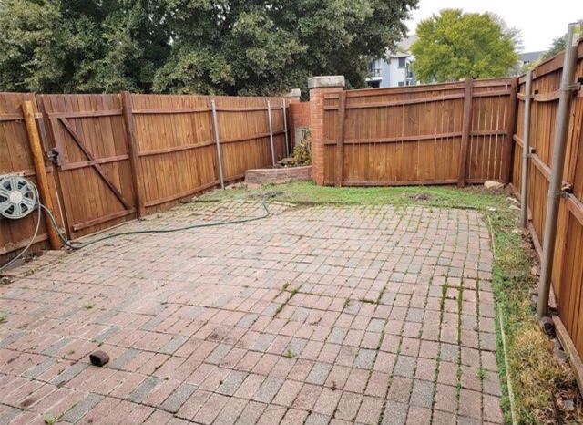 211 Moss Hill Road, Irving, TX 75063