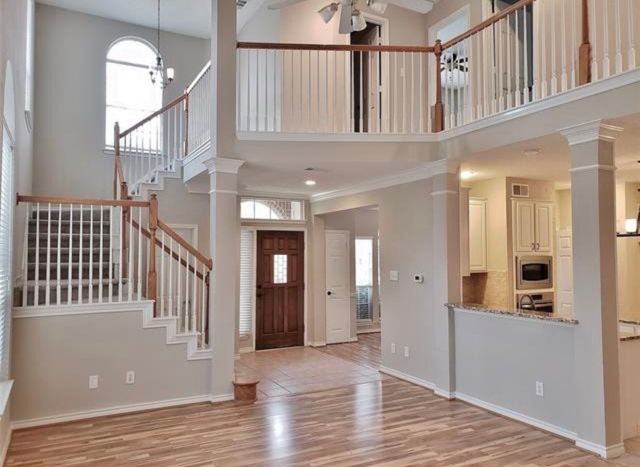 211 Moss Hill Road, Irving, TX 75063