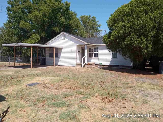 2519 NW Prentice Ave, Lawtom, OK 73507