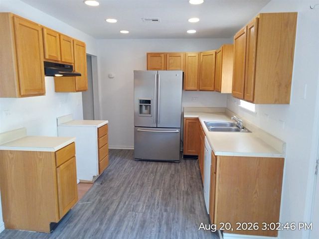 2519 NW Prentice Ave, Lawtom, OK 73507
