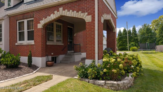3811 Hycliffe Ave, Louisville, KY 40207