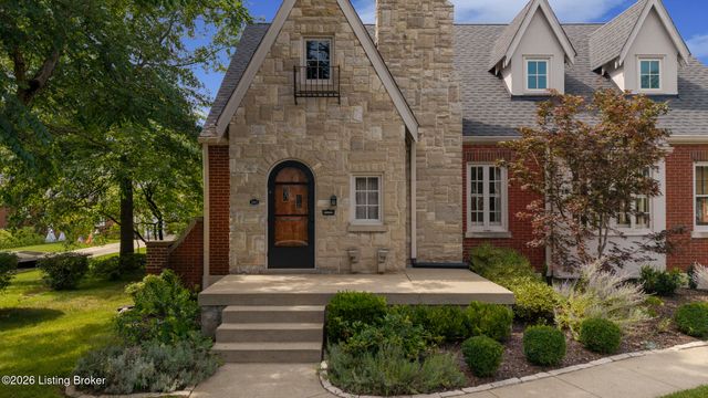 3811 Hycliffe Ave, Louisville, KY 40207