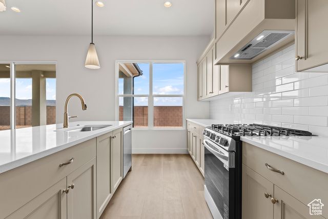 4851 W 2820 S, Hurricane, UT 84737