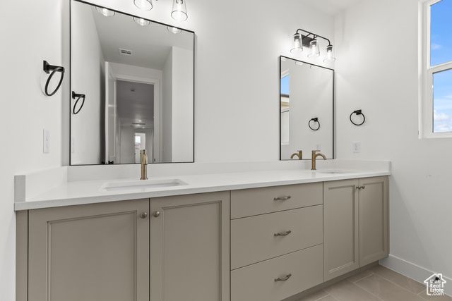 4851 W 2820 S, Hurricane, UT 84737