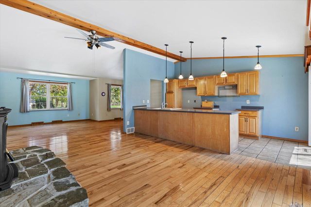 287 Wilson AVENUE, Dousman, WI 53118