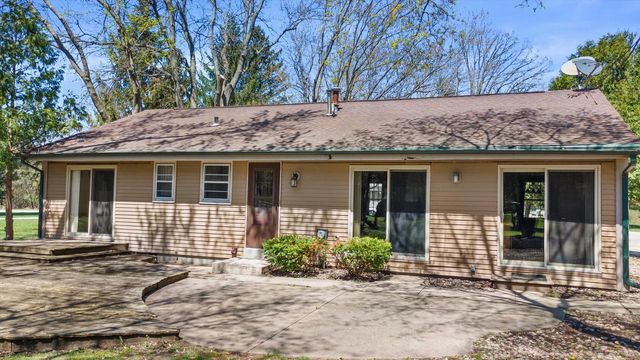 287 Wilson AVENUE, Dousman, WI 53118