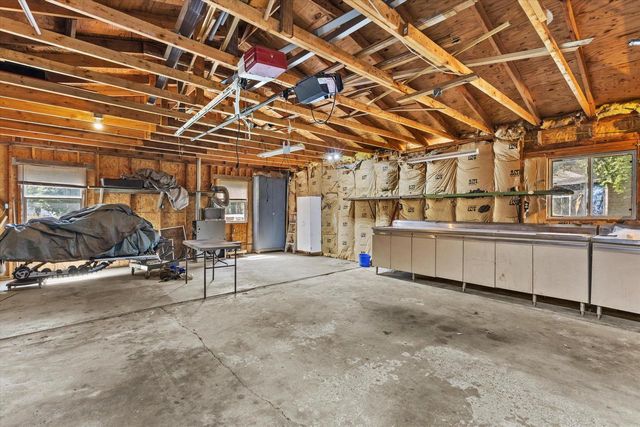 287 Wilson AVENUE, Dousman, WI 53118