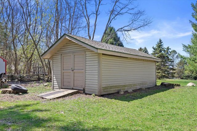 287 Wilson AVENUE, Dousman, WI 53118