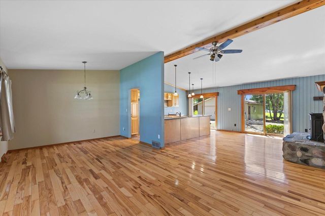 287 Wilson AVENUE, Dousman, WI 53118