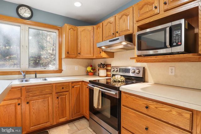 165 CHAIN SAW RD, Dillsburg, PA 17019