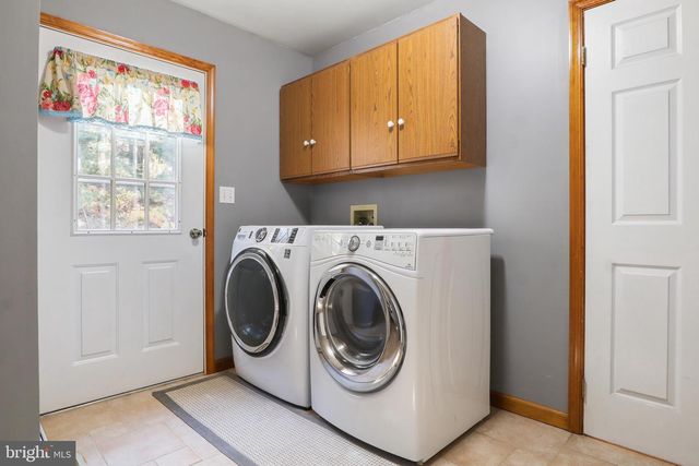 165 CHAIN SAW RD, Dillsburg, PA 17019