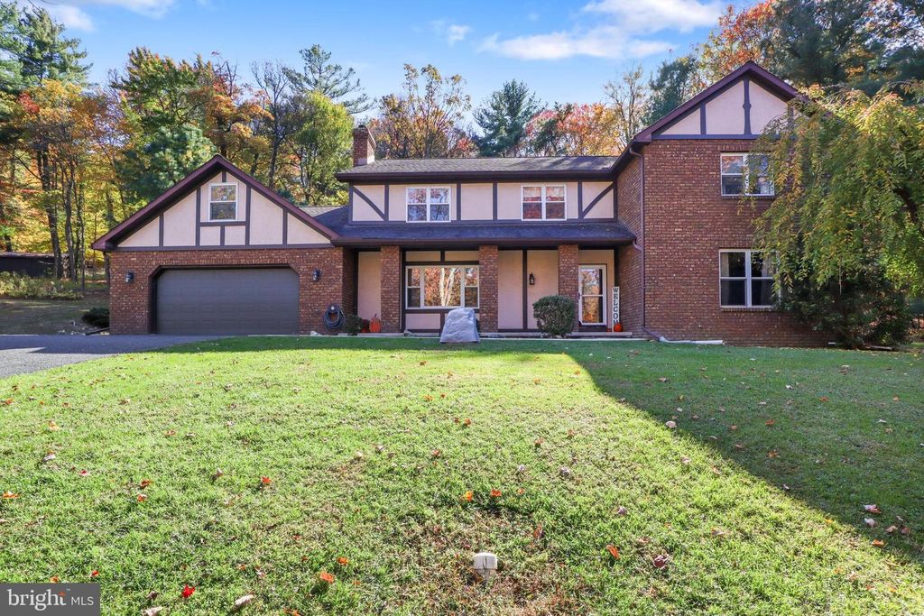 165 CHAIN SAW RD, Dillsburg, PA 17019