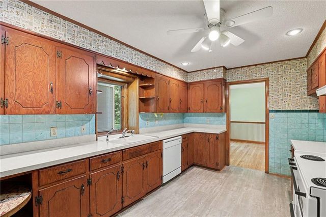 506 W Mississippi Street, Liberty, MO 64068