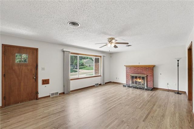 506 W Mississippi Street, Liberty, MO 64068