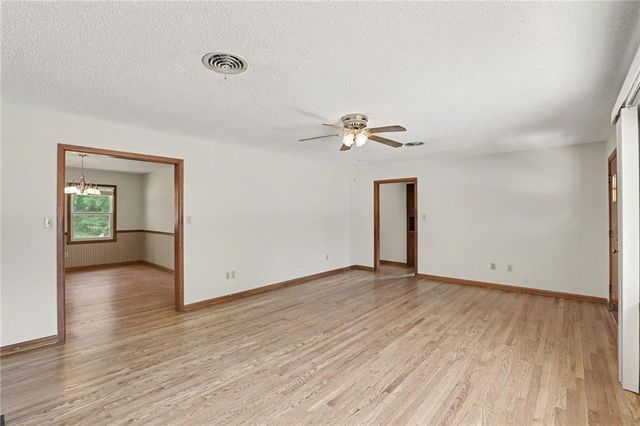 506 W Mississippi Street, Liberty, MO 64068
