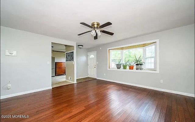 12 Orchard Street, Keansburg, NJ 07734
