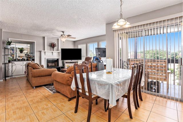 1500 Bay Area Boulevard 424, Houston, TX 77058
