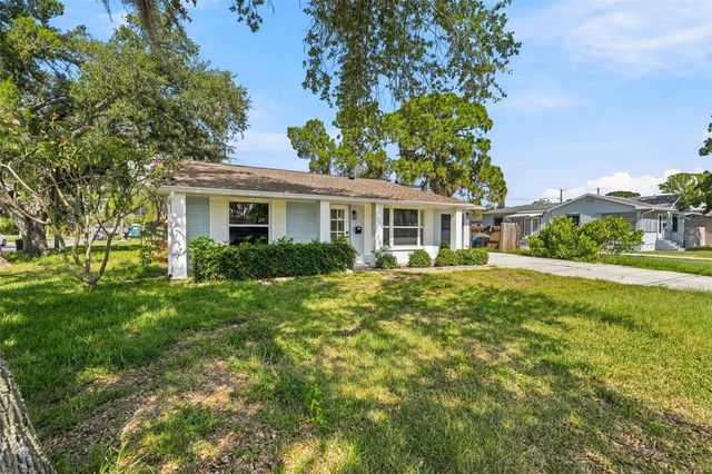 4700 CHANCELLOR STREET NE, St Petersburg, FL 33703