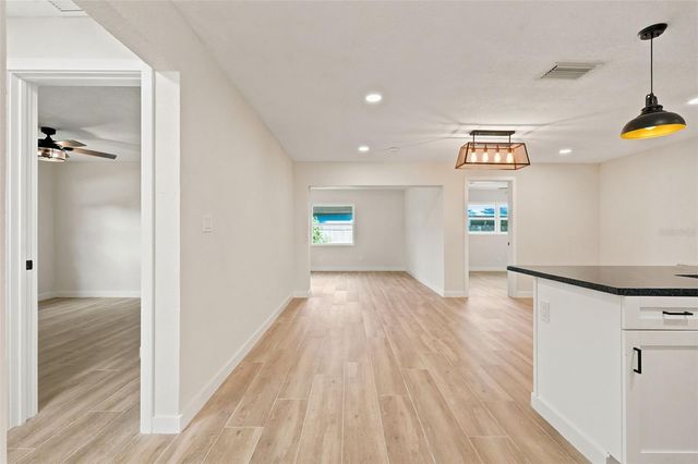 4700 CHANCELLOR STREET NE, St Petersburg, FL 33703