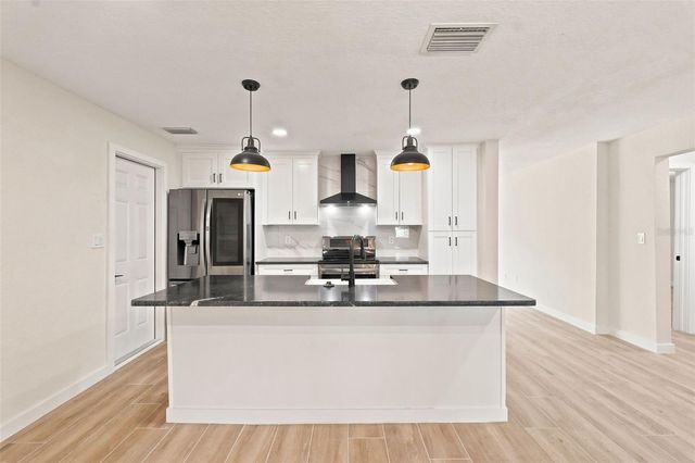 4700 CHANCELLOR STREET NE, St Petersburg, FL 33703