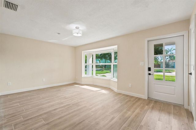 4700 CHANCELLOR STREET NE, St Petersburg, FL 33703
