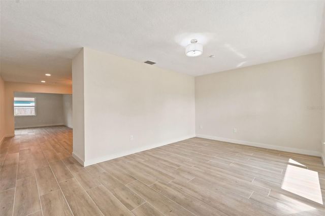 4700 CHANCELLOR STREET NE, St Petersburg, FL 33703