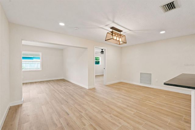 4700 CHANCELLOR STREET NE, St Petersburg, FL 33703